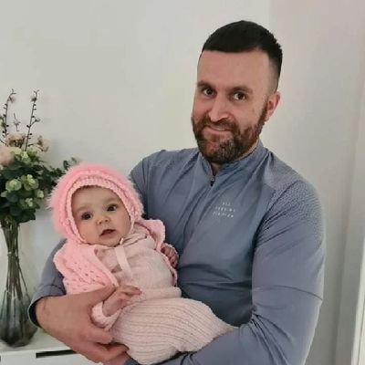 McEwan_1986's profile picture. Shows your toe ya camel