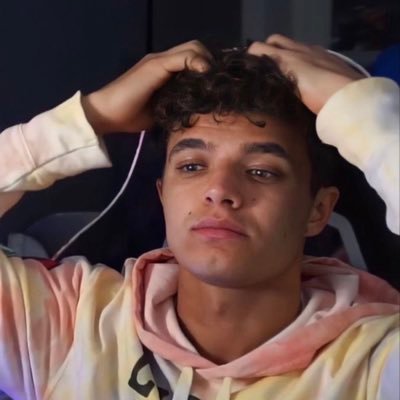 xcjaybearcx's profile picture. MV33 ❤️💙  LN4 🧡CL16❤️