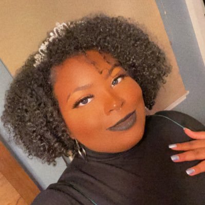 Hmmm a black woman living in anti black America. This should be interesting 🤨
Just an English lit major with true crime junky tendencies. 🤷🏾♀️
