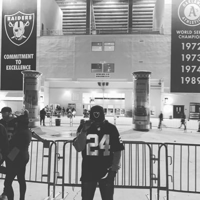 Professional helping hand. Forever bleeding silver & black! Raider till the casket drops 🙏🏿✊🏿🏴‍☠️🏴‍☠️🏴‍☠️