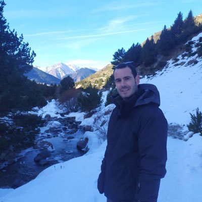 alexalbazapater's profile picture. 