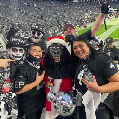 Loving wife,mother and friend who is a die hard Raiders fan for life!❤ 907born&raised #Raidernation #Raiderette907 #footballissexy #Ambassador