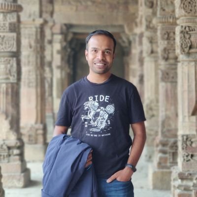 Javascript developer, React, Web technologies, probability, relativity astro physics, psychology, philosophy.
Software Engineer @stack_box.