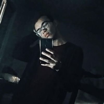 wallefnoronha's profile picture. como usa o Twitter?KKKKKKK