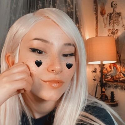 Lisa446496561's profile picture. Just a girl tryna make sure she's happy always ♥️💋