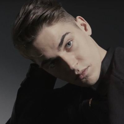 vic13_6's profile picture. 