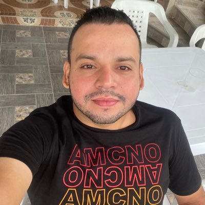 CardenasChelito's profile picture. confunde & reinaras!!!😃