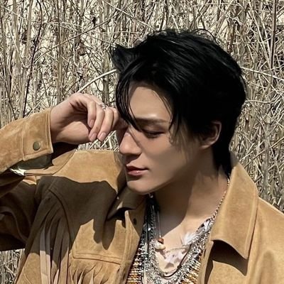 thaxm_m's profile picture. MF DM.