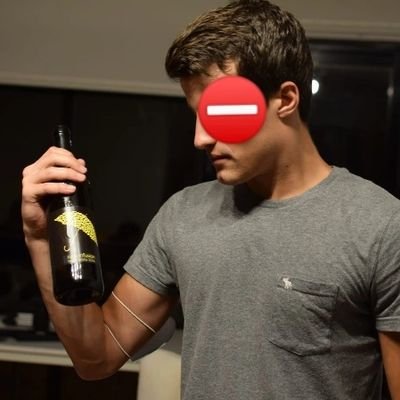 derecha_of's profile picture. Tuya es la tierra y todo lo que hay en ella.