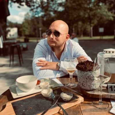 MichaelElvis93's profile picture. 