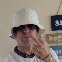 Steve Aston (@as7on64) 's Twitter Profile