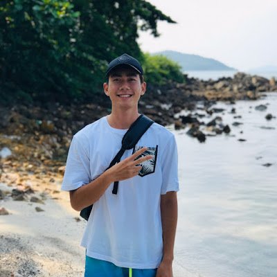 VoMai1212's profile picture. be positive