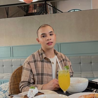 JCforFLEXISPOT's profile picture. 💌REACH ME AT : Carlo@Flexispot.com