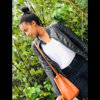 Ariel (@_imariel100) 's Twitter Profile