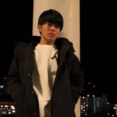 I'm a Japanese, studying English. Would you teach me English? I'll teach you Japanese, in return. Contact me by DM.