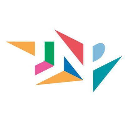 Compañía de Teatro y Agente Cultural desde el 2005. Nuestras obras y residencias artísticas han recorrido Chile, países de Latinoamérica, Europa y Asia.