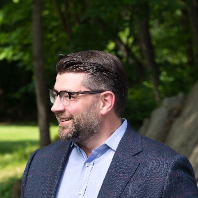 Personal Account. @Fwd_Party spox. Professional communicator. Hobbyist fisherman. My tweets are my own opinion, and often not as funny as I think they are.