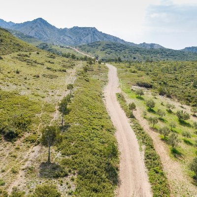 Compte officiel du Pôle d’Équilibre Territorial et Rural du Pays d'Arles. Restez connecté à votre territoire! #territoire #developpementdurable
#Provence