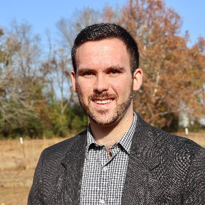 Theology. Scriptural Encouragement. Apologetics. Cultural Analysis. Political Discussion. Truth Sharing.
I write at: https://t.co/VNpQfqSyIm