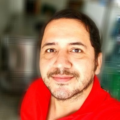 Padre, Hijo y Esposo. Creyente, no religioso. Perfectamente imperfecto, frontal y sin máscaras. La vida es un carnaval 🎶