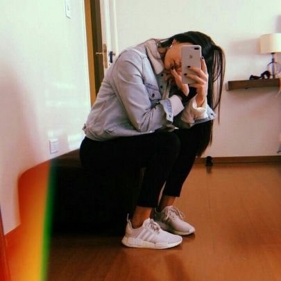 microtale_grl's profile picture. 