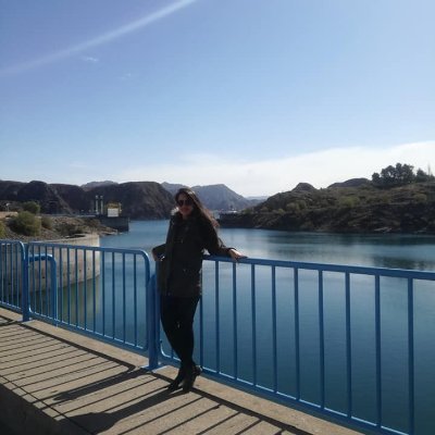 AleveraVesga's profile picture. Una geóloga descubriendo el 🌎.