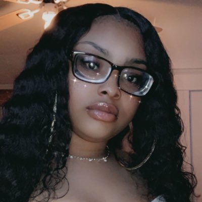 I’m 24 pussy hoe 🤪 call me Kay Kay🥰