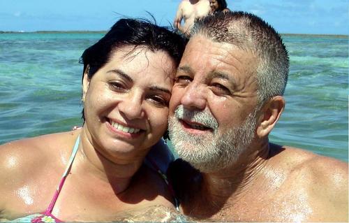 Aposentado de direita,odeia esquerdistas. Família acima de tudo!