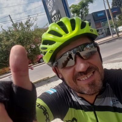 diegodiaz09's profile picture. Fanatico de La Gloria I.A.C.C.  mountain bike, running, wake, asocIACCte @diegomdiaz09 #mesobraclub🇦🇹🚵♂️🏄♂️🏃⚽️