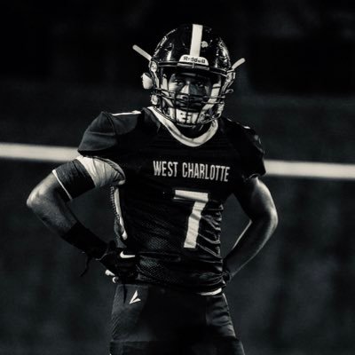 West Charlotte varsity football🏈 |5,9 “160 Lb”CB| ’2022🎓cellphone number : 9807855773 Email:Jahzieralford16@icloud.com