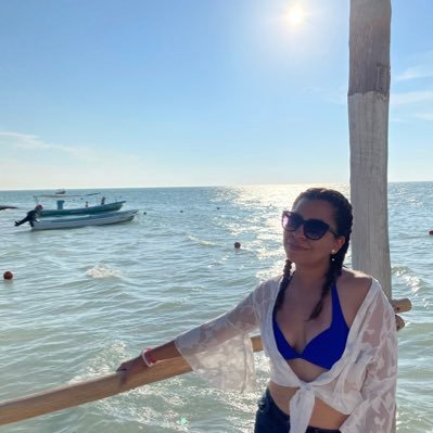 blancaylahen's profile picture. 