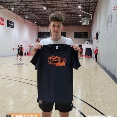 🇨🇦🍁| 6”8 W/F | c/o 2022 Grad. From Dr. Charles Best Secondary | Douglas College MBB