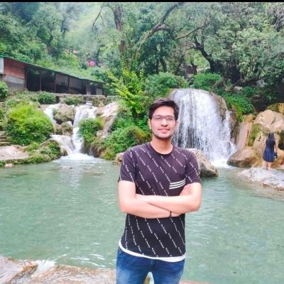 Software Engineer | IIT Kharagpur | Loves talking about tech, life and cricket