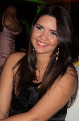 Às vezes quem a gente pensa que daria a vida por nós, na verdade não daria nem um passo à frente.