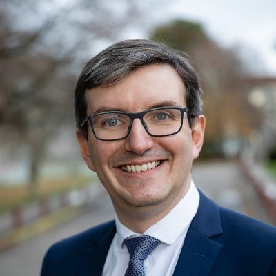 Directeur d'hôpital | Directeur général @GHEF_77 Président du @SMPS_national