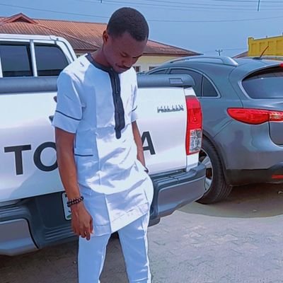 OvremeReuben's profile picture. #JesusPet#Software and Hardware Engineers#freelancer#Aries ♈ #RedDevils 🙌#ForeverUnited