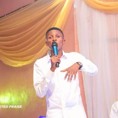 Akanrinsamuel's profile picture. I'm easy to relate with and trustworthy.