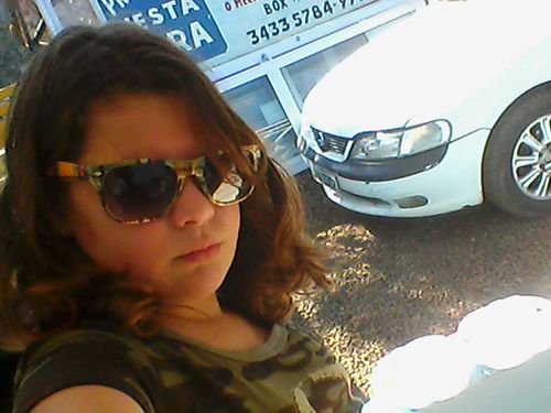 sou o q eu sou, sou simpatica,lgl,e sou amiga da @monicapunk