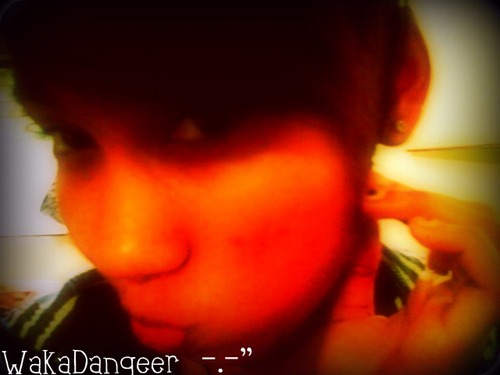 • Sad and Quiet
• love MUsic
• I'm Romantic inside and outside.
• sad song make me cry :(
• Very emotional and sensitive