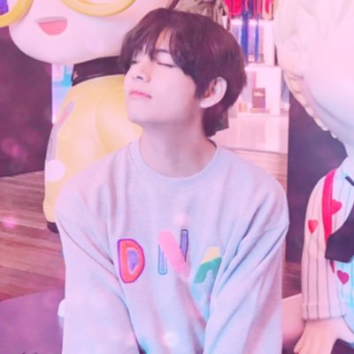 kv💜推したちが楽しそうに歌ったり笑ったりしてるのが大好きです。ただただ可愛いと言う垢。考察もなんにもしてません。20↑大人です。