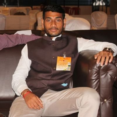 HarshalNiwalkar's profile picture. 🚩छात्रशक्ती राष्ट्रशक्ति 🚩
      #संघ स्वयंसेवक#
#abvp #RSS