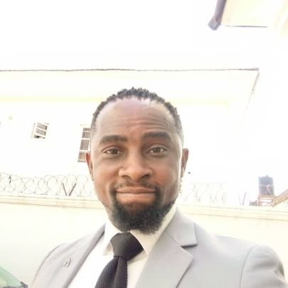 favorwise's profile picture. God is good