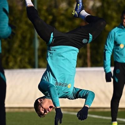 inter_steiger's profile picture. 20/21からのインテリスタ 多分にわかってやつです #chibalotte アイコンのバレッラは何が起きてるんでしょうか