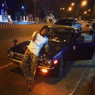 benzy23012529's profile picture. สามารถนั่งดูทางในย้อนอดีตได้