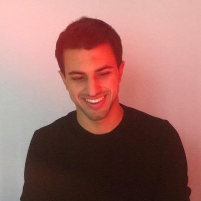 sales engineer & GTM @motherduck - product-biased data engineer