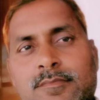 शिक्षक ,समाजसेवी, डाइरेक्टर सवेरा फाउंडेशन ( चले गांव की ओर )