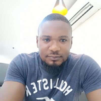 Samthoufavour's profile picture. Help by God!