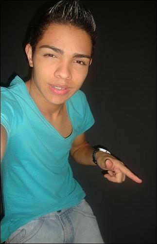 Eu passei  a vida procurando uma pessoa cm #voce !!O meu amr eh seu ♥