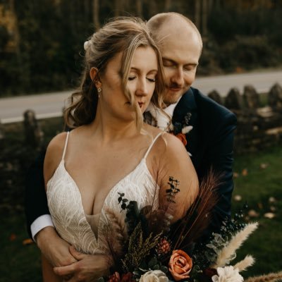 lizab711's profile picture. CVICU Nurse. She/her. Tweets reflect my own opinion.