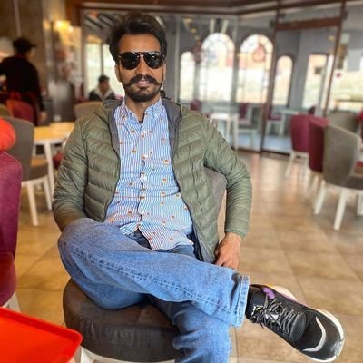 Working as Assistant Professor at Govt kirti College , Nial Patran .
Home Town - Patiala